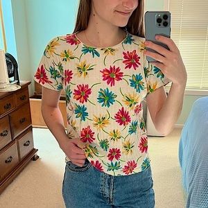 Vintage 90s / Y2K floral tshirt